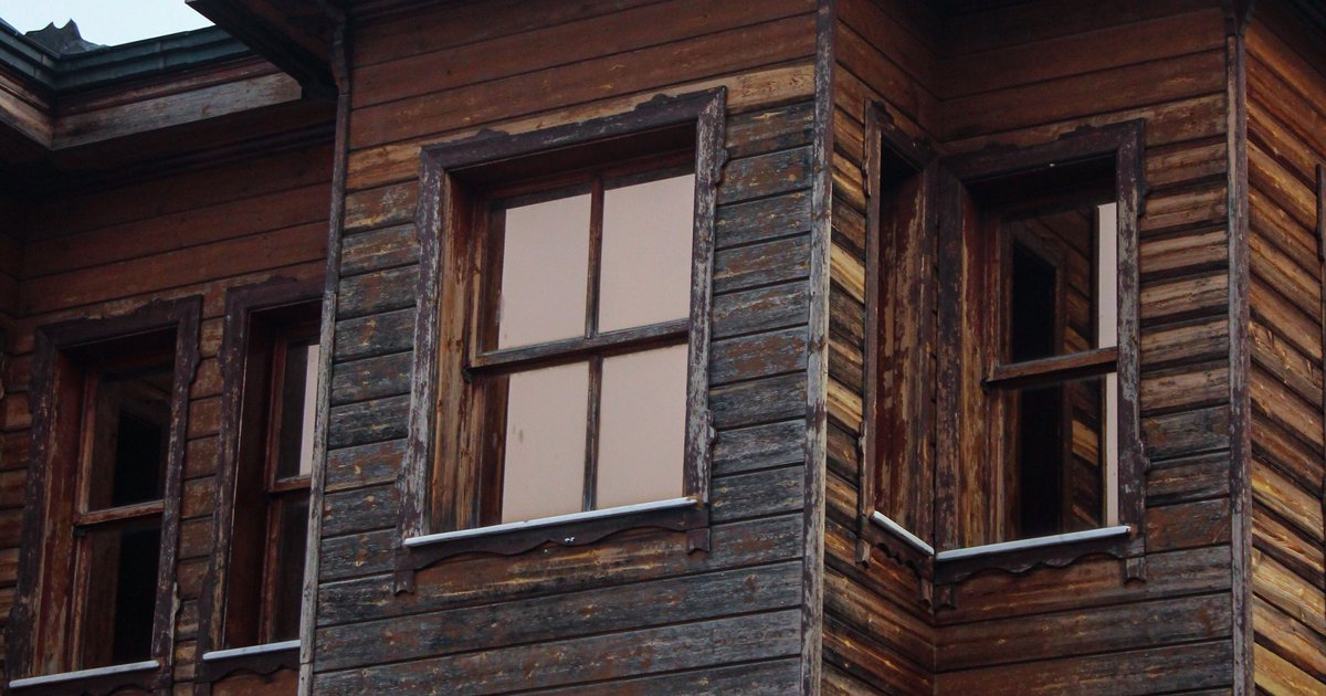 Vorvergraute Holzfassade: Optik und Haltbarkeit